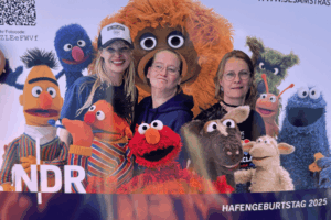 Roxy Katja und Heike von Handiclapped beim NDR Fotostand